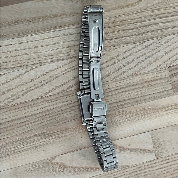 Citizen Ladies Watch Crystals Black Dial Stainless Bracelet and Case main image 10